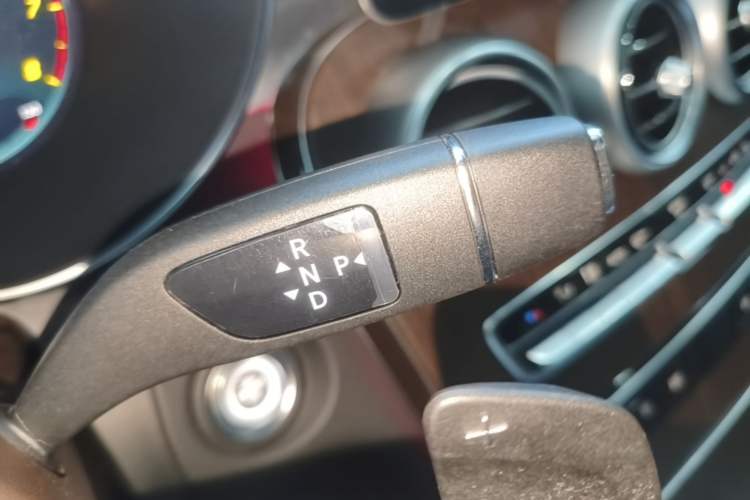 Used Mercedes-Benz GLC 2022 GLC 300 L 4MATIC Dynamic Model Gear Lever