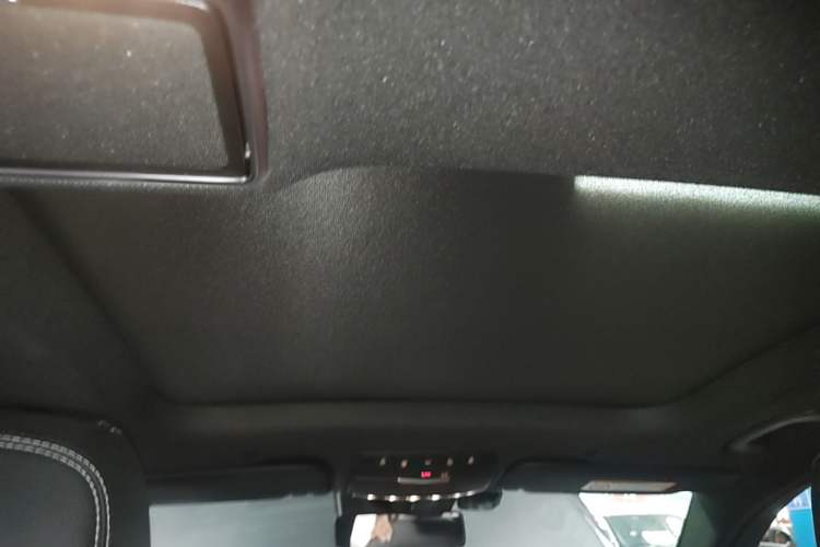 Used Mercedes-Benz GLC 2022 GLC 300 L 4MATIC Dynamic Model Headliner