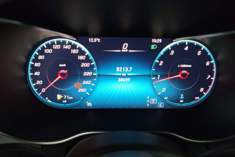 Used Mercedes-Benz GLC 2022 Facelifted GLC 260 L 4MATIC Dynamic Edition Instrument Cluster