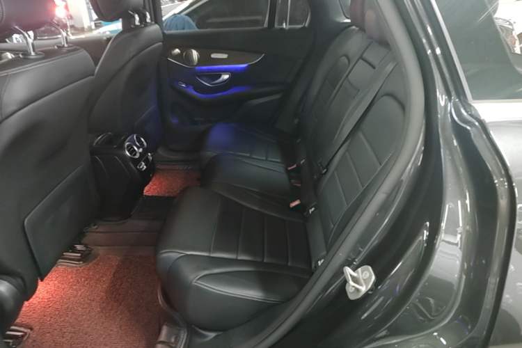 Used Mercedes-Benz GLC 2022 GLC 300 L 4MATIC Dynamic Model Left Rear Seat