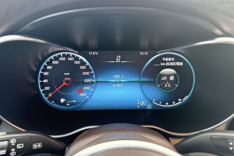 Used Mercedes-Benz GLC 2022 Facelifted GLC 260 L 4MATIC Dynamic Edition Odometer Close Up