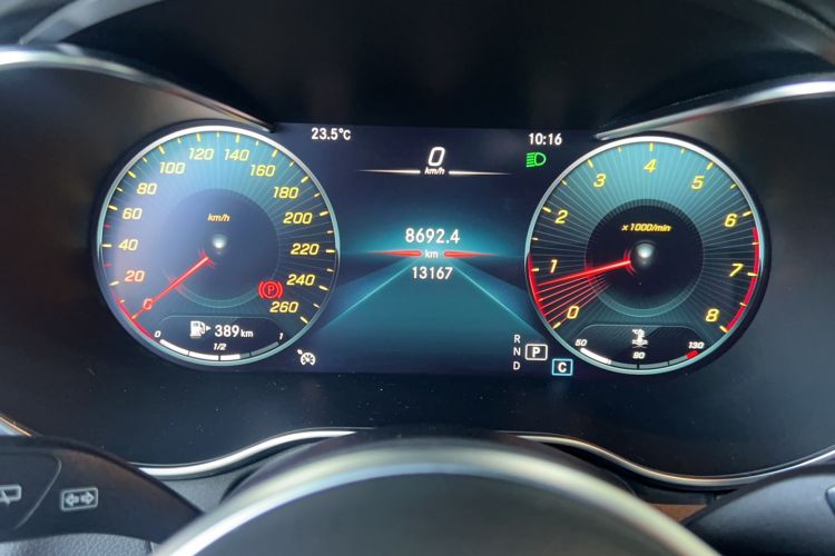 Used Mercedes-Benz GLC 2022 Facelift GLC 260 L 4MATIC Luxury Edition Odometer Close Up
