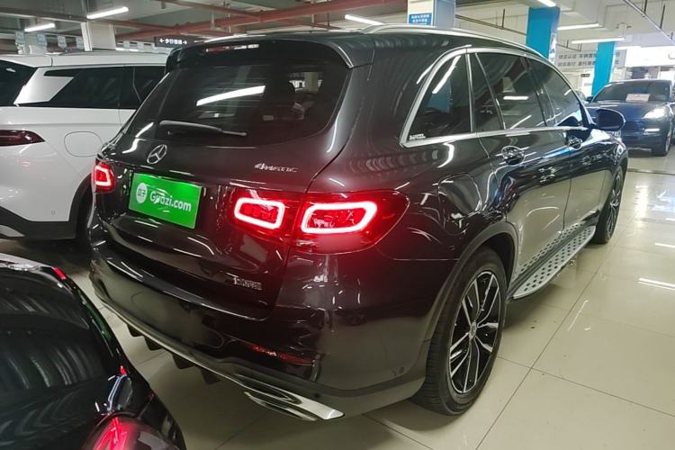 Used Mercedes-Benz GLC 2022 GLC 300 L 4MATIC Dynamic Model Rear Right 45 Deg