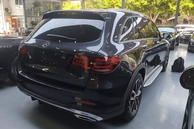 Used Mercedes-Benz GLC 2022 GLC 300 L 4MATIC Dynamic Model Rear Right 45 Deg