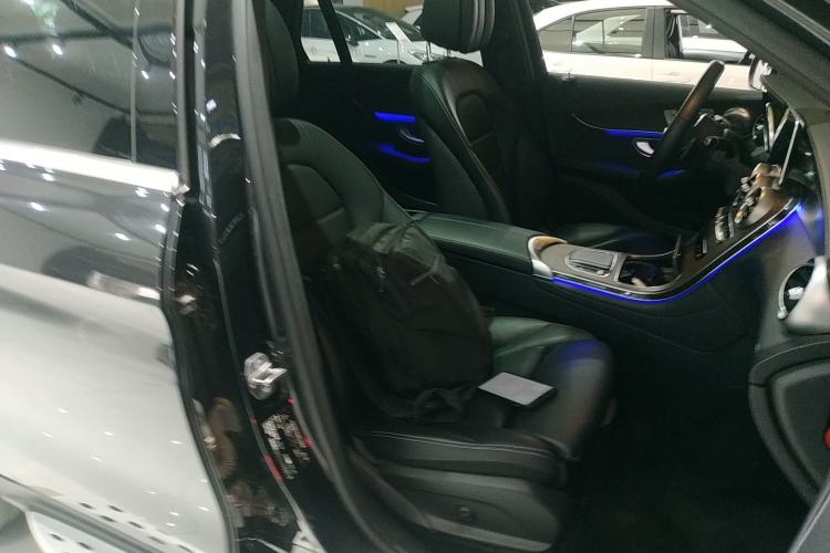 Used Mercedes-Benz GLC 2022 Refreshed GLC 300 L 4MATIC Dynamic Edition Prestige Version Right Front Seat