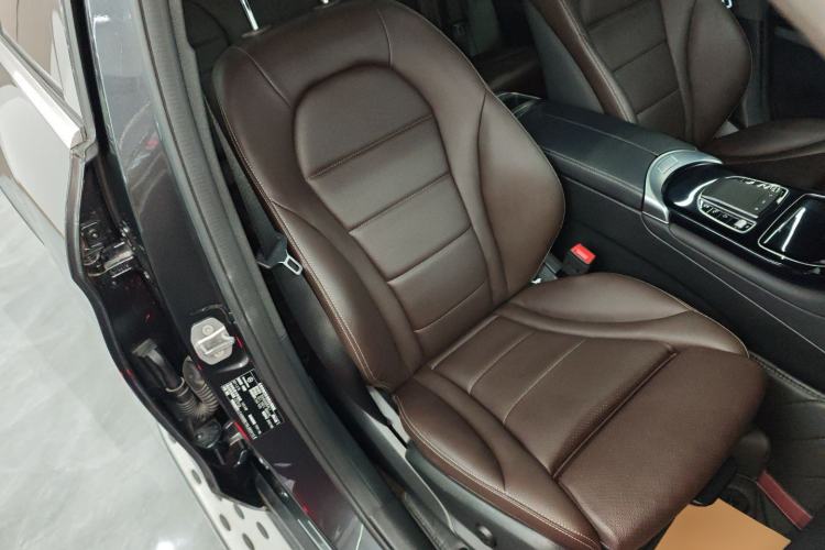 Used Mercedes-Benz GLC 2022 Facelifted GLC 260 L 4MATIC Dynamic Edition Right Front Seat