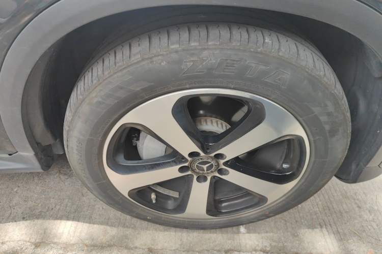 Used Mercedes-Benz GLC 2022 Refreshed GLC 260 L 4MATIC Dynamic Edition Right Front Wheel Hub