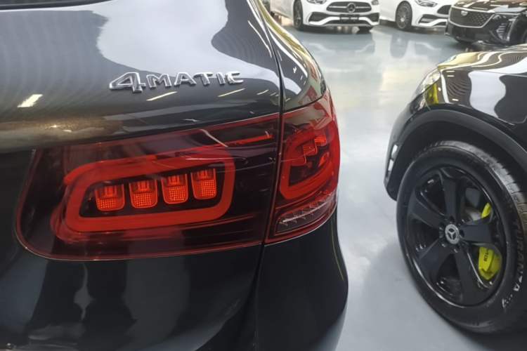 Used Mercedes-Benz GLC 2022 GLC 300 L 4MATIC Dynamic Model Right Rear Taillight