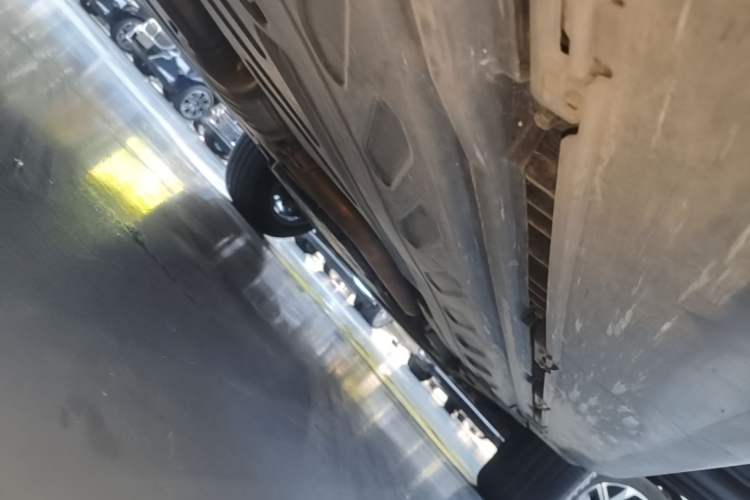 Used Mercedes-Benz GLC 2022 GLC 300 L 4MATIC Dynamic Model Right Side Sill