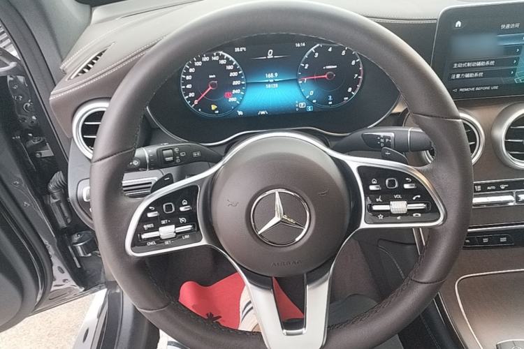 Used Mercedes-Benz GLC 2022 Refreshed GLC 300 L 4MATIC Dynamic Edition Steering Wheel