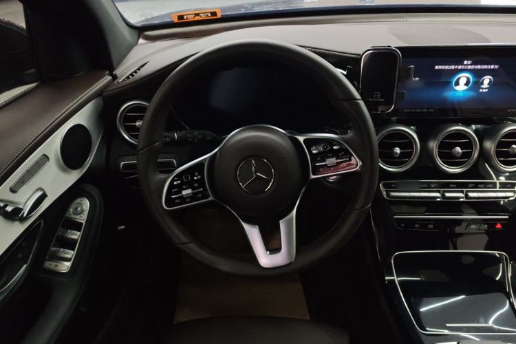 Used Mercedes-Benz GLC 2022 Facelifted GLC 260 L 4MATIC Dynamic Edition Steering Wheel