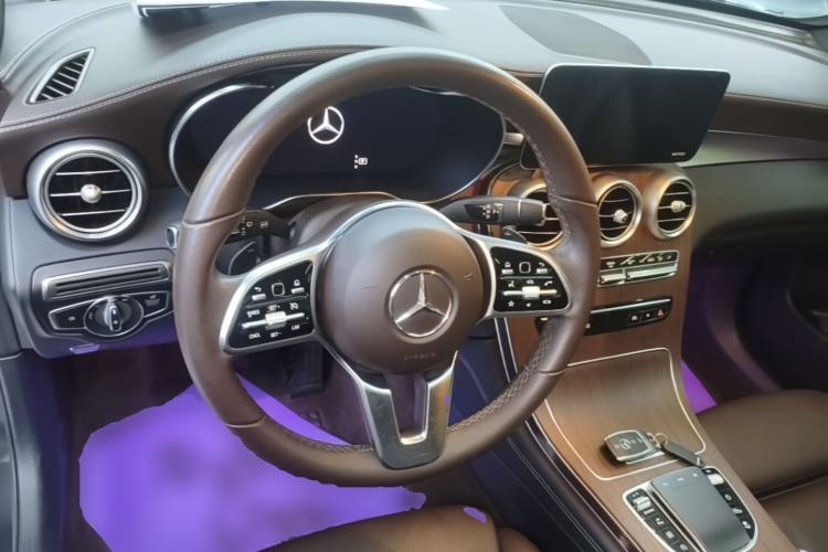 Used Mercedes-Benz GLC 2022 GLC 300 L 4MATIC Dynamic Model Steering Wheel