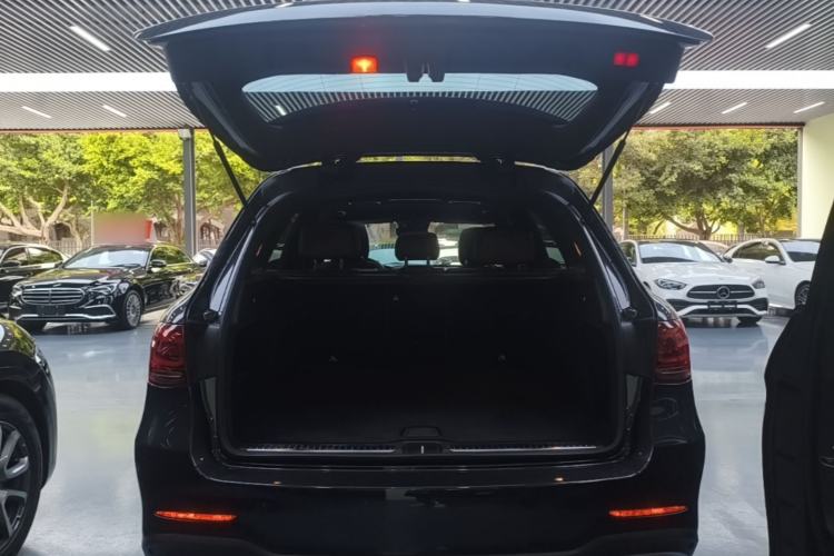 Used Mercedes-Benz GLC 2022 GLC 300 L 4MATIC Dynamic Model Trunk