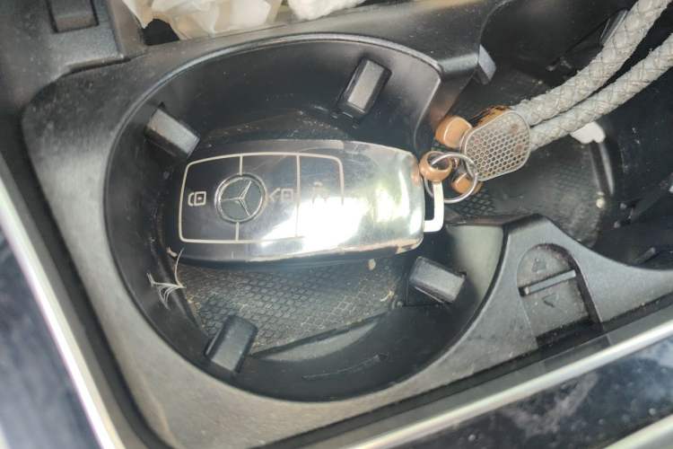 Used Mercedes-Benz GLC 2022 Refreshed GLC 260 L 4MATIC Dynamic Edition Vehicle Key