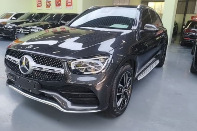 Ojetý Mercedes-Benz GLC 2022 GLC 300 L 4MATIC Dynamic Model
