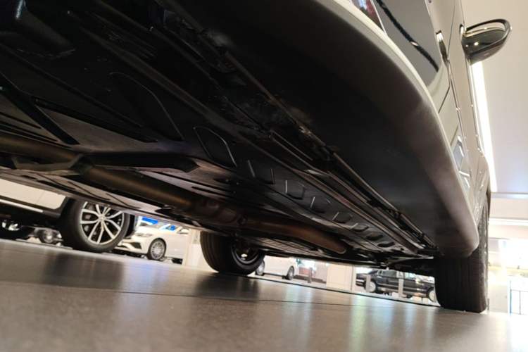 Used Mercedes-Benz GLC 2022 Refreshed GLC 300 L 4MATIC Dynamic Edition Chassis Rear Right