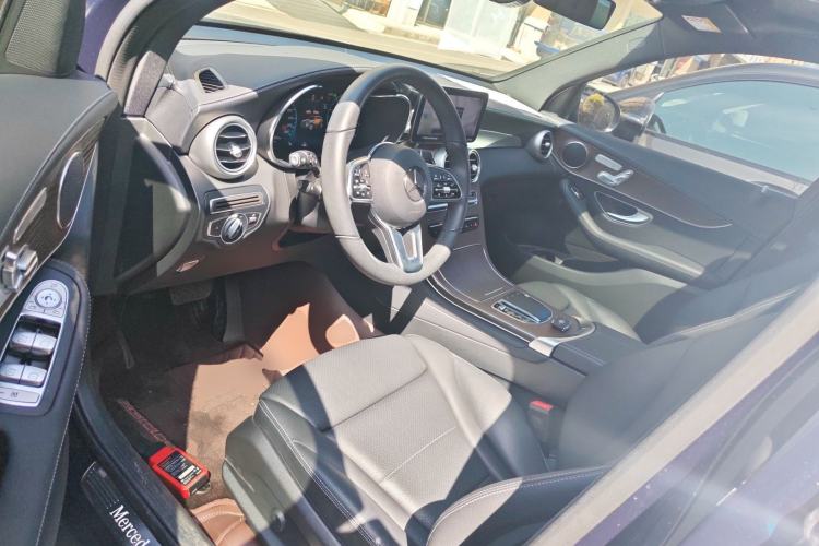 Used Mercedes-Benz GLC 2022 Refreshed GLC 300 L 4MATIC Dynamic Edition Prestige Version Driver Seat