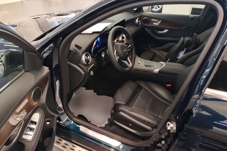 Used Mercedes-Benz GLC 2022 Refreshed GLC 300 L 4MATIC Dynamic Edition Driver Seat