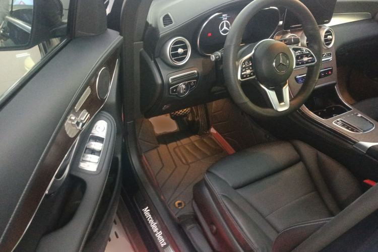Used Mercedes-Benz GLC 2022 Refreshed GLC 300 L 4MATIC Dynamic Edition Driver Seat