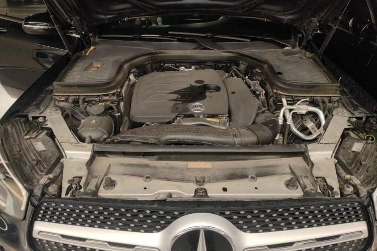 Used Mercedes-Benz GLC 2022 Second Facelift GLC 260 L 4MATIC Luxury Edition Engine Bay