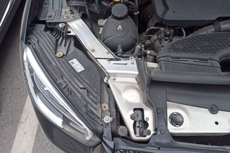 Used Mercedes-Benz GLC 2022 GLC 300 L 4MATIC Dynamic Model Engine Bay Right