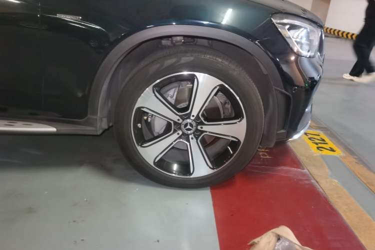 Used Mercedes-Benz GLC 2022 GLC 300 L 4MATIC Dynamic Model Exterior 7