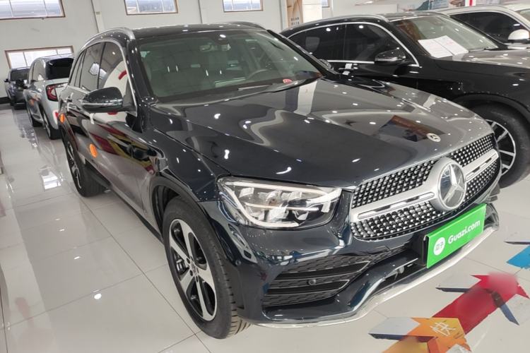 Used Mercedes-Benz GLC 2022 Facelifted GLC 260 L 4MATIC Dynamic Edition Front Right 45 Deg