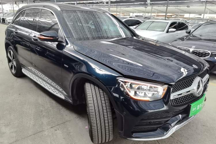 Used Mercedes-Benz GLC 2022 Refreshed GLC 300 L 4MATIC Dynamic Edition Prestige Version Front Right 45 Deg
