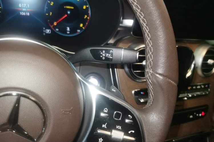 Used Mercedes-Benz GLC 2022 GLC 300 L 4MATIC Dynamic Model Gear Lever