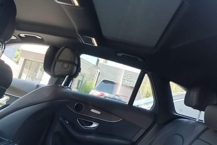 Used Mercedes-Benz GLC 2022 GLC 300 L 4MATIC Dynamic Edition Prestige Model Headliner
