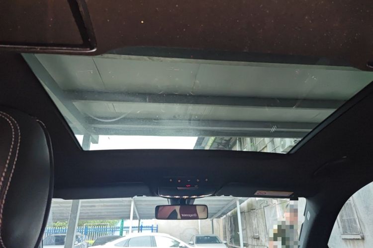 Used Mercedes-Benz GLC 2022 Refreshed GLC 260 L 4MATIC Dynamic Edition Headliner