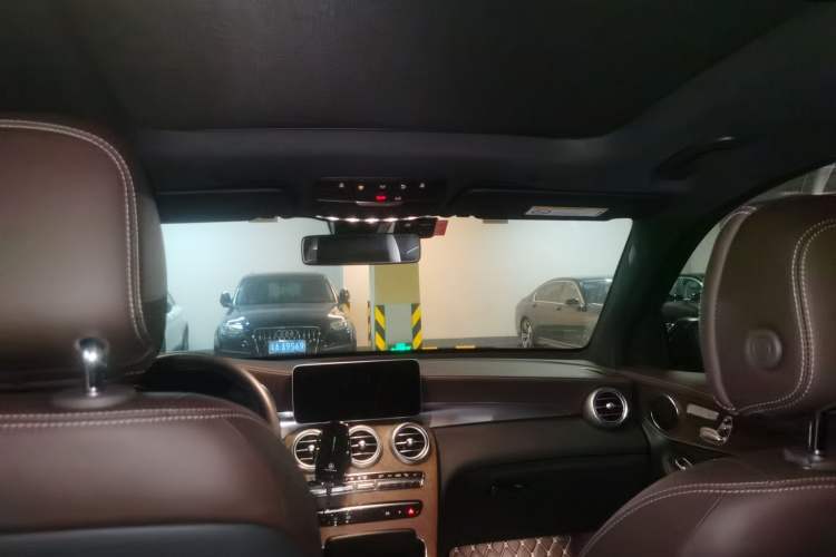 Used Mercedes-Benz GLC 2022 GLC 300 L 4MATIC Dynamic Model Headliner