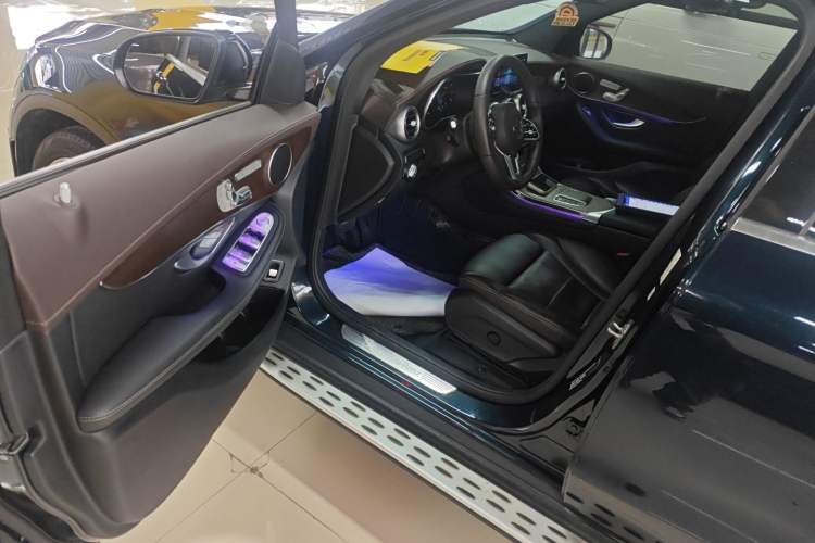 Used Mercedes-Benz GLC 2022 Refreshed GLC 300 L 4MATIC Dynamic Edition Prestige Version Interior 3