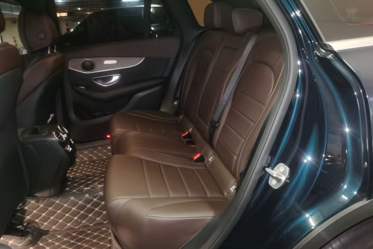 Used Mercedes-Benz GLC 2022 GLC 300 L 4MATIC Dynamic Model Interior 4