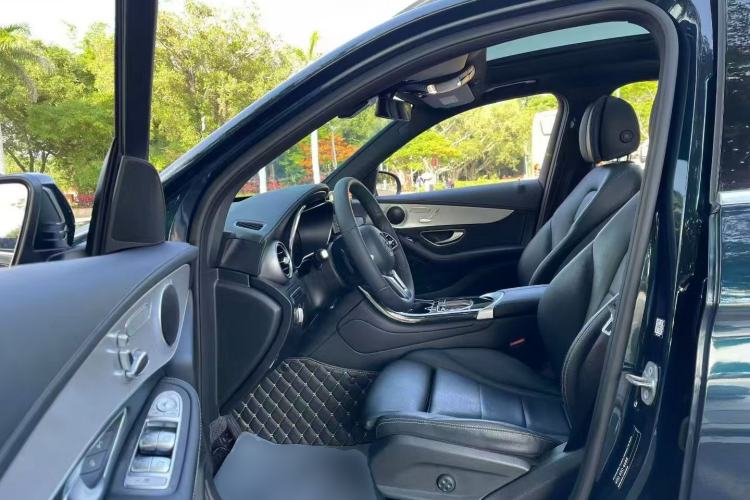 Used Mercedes-Benz GLC 2022 Facelifted GLC 260 L 4MATIC Dynamic Edition Left Front Seat