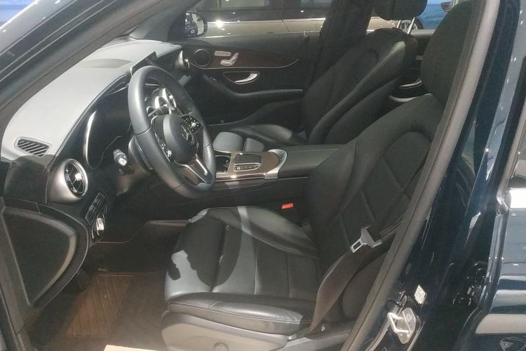 Used Mercedes-Benz GLC 2022 Refreshed GLC 300 L 4MATIC Dynamic Edition Left Front Seat