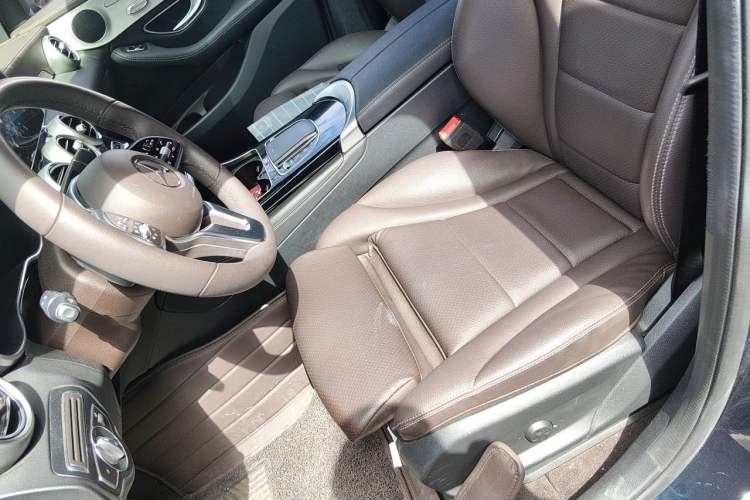 Used Mercedes-Benz GLC 2022 Facelifted GLC 260 L 4MATIC Dynamic Edition Left Front Seat