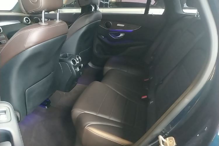 Used Mercedes-Benz GLC 2022 Refreshed GLC 300 L 4MATIC Dynamic Edition Prestige Version Left Rear Seat