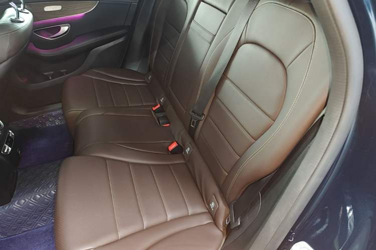 Used Mercedes-Benz GLC 2022 Refreshed GLC 300 L 4MATIC Dynamic Edition Prestige Version Left Rear Seat