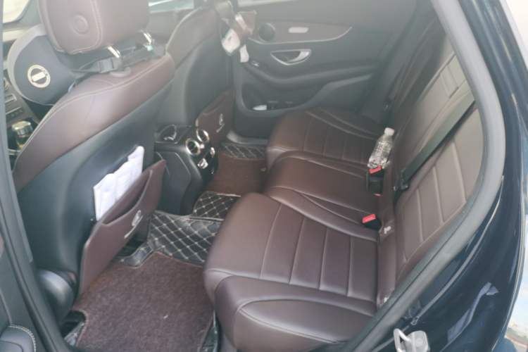 Used Mercedes-Benz GLC 2022 Refreshed GLC 300 L 4MATIC Dynamic Edition Prestige Version Left Rear Seat