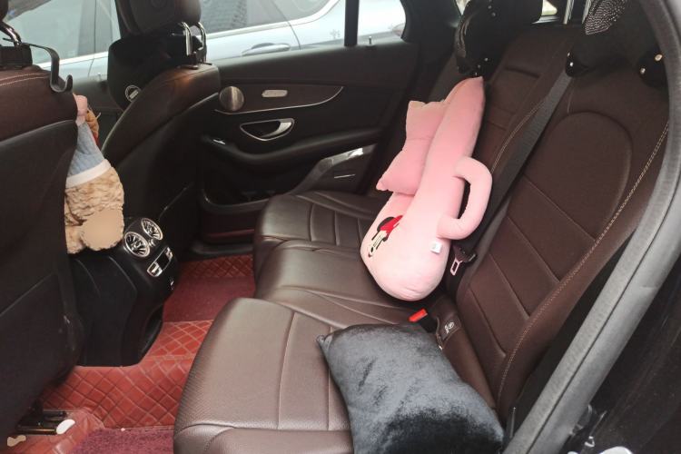 Used Mercedes-Benz GLC 2022 GLC 300 L 4MATIC Dynamic Model Left Rear Seat
