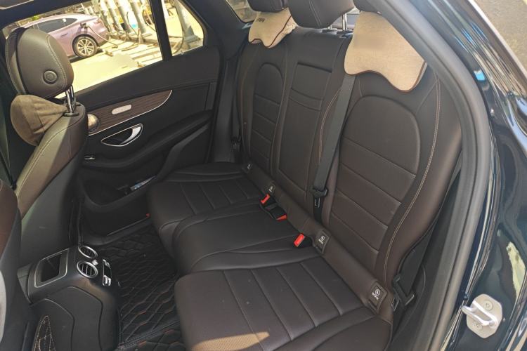 Used Mercedes-Benz GLC 2022 Refreshed GLC 300 L 4MATIC Dynamic Edition Prestige Version Left Rear Seat