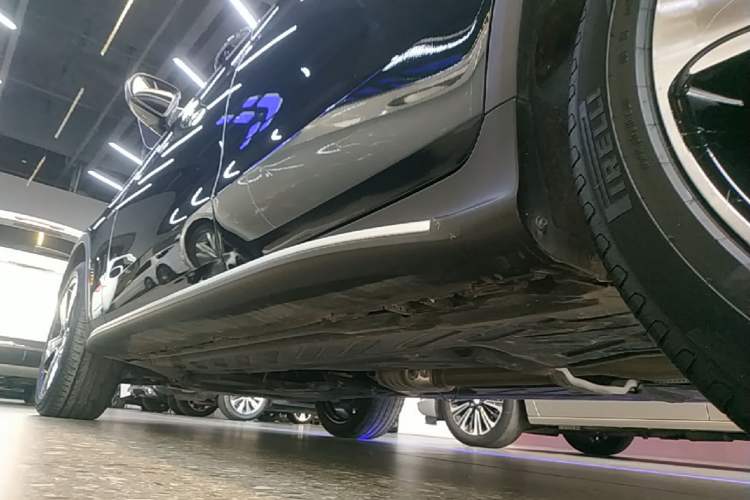 Used Mercedes-Benz GLC 2022 Refreshed GLC 300 L 4MATIC Dynamic Edition Prestige Version Left Side Sill