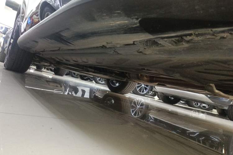 Used Mercedes-Benz GLC 2022 Refreshed GLC 300 L 4MATIC Dynamic Edition Left Side Sill