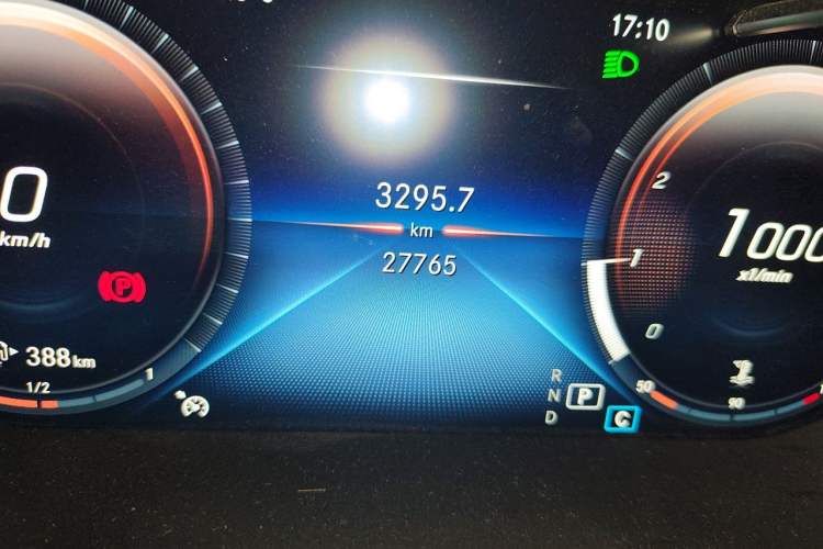 Used Mercedes-Benz GLC 2022 Refreshed GLC 300 L 4MATIC Dynamic Edition Prestige Version Odometer Close Up