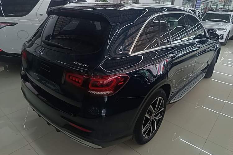 Used Mercedes-Benz GLC 2022 GLC 260 L 4MATIC Luxury Model Rear Right 45 Deg