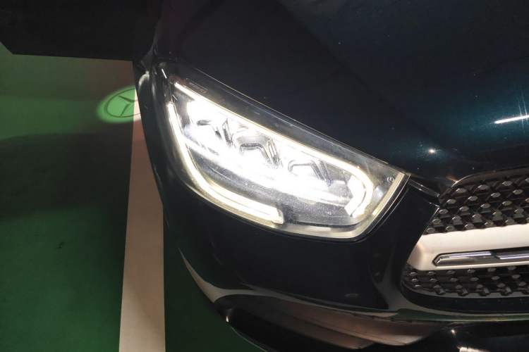 Used Mercedes-Benz GLC 2022 Refreshed GLC 300 L 4MATIC Dynamic Edition Prestige Version Right Front Headlight