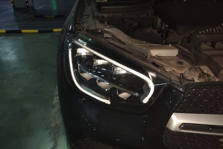Used Mercedes-Benz GLC 2022 Refreshed GLC 300 L 4MATIC Dynamic Edition Prestige Version Right Front Headlight