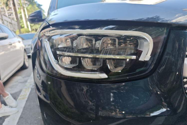 Used Mercedes-Benz GLC 2022 Facelifted GLC 260 L 4MATIC Dynamic Edition Right Front Headlight