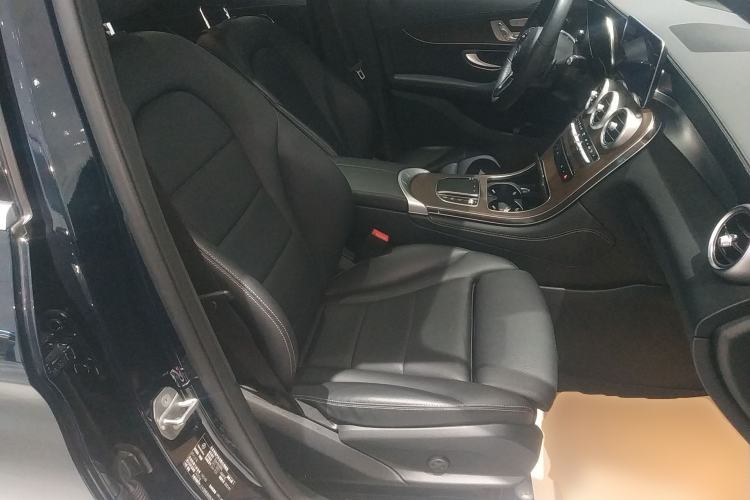 Used Mercedes-Benz GLC 2022 Refreshed GLC 300 L 4MATIC Dynamic Edition Right Front Seat